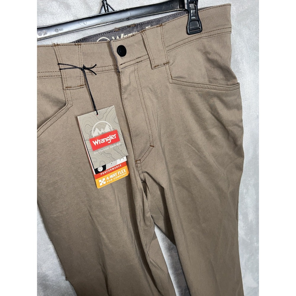 Wrangler Performance Cargo Pants Mens 30x32 4way Stretch Hiking Outdoor Series